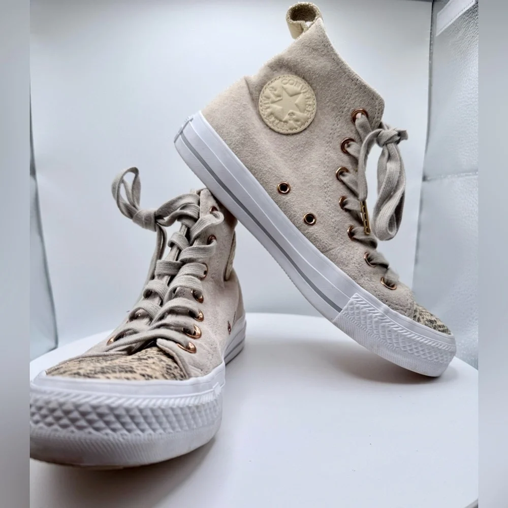 Converse Chuck Taylor All Star Lux Mid Papyrus Snakeskin High Top‎ Women's Sz 6